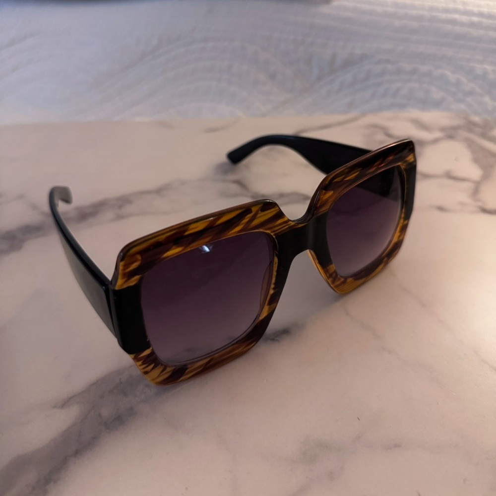 Sunglasses NWOT